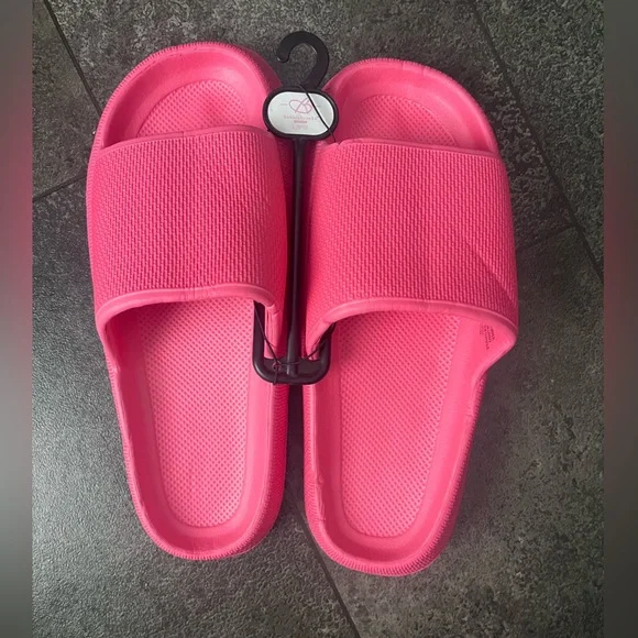 New! Pink Slides - Picture 1 of 3
